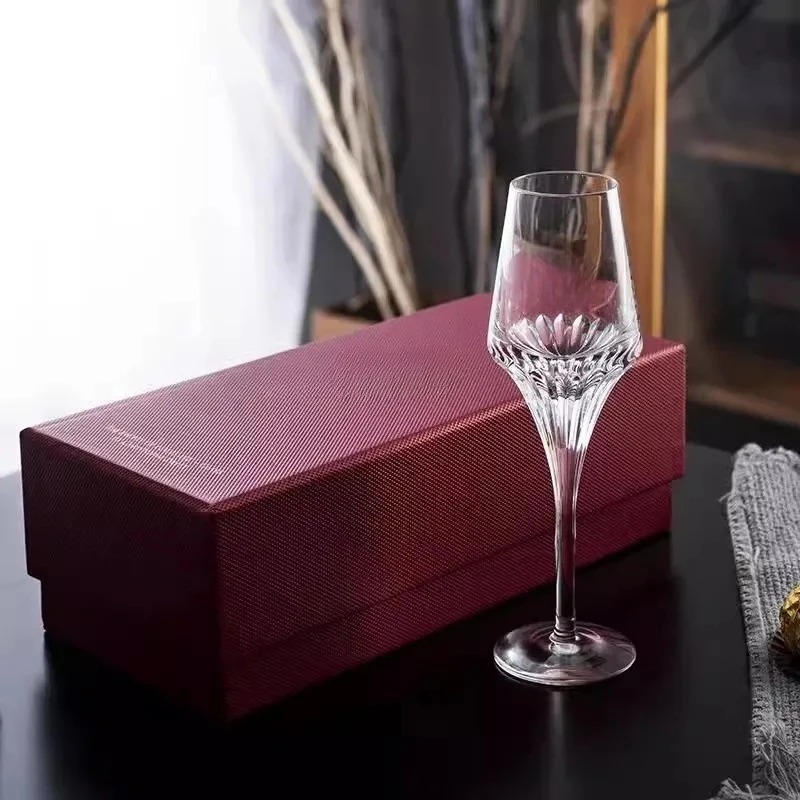Light Luxury Retro Red Wine Glasses Business Gift Box Set Crystal Glass Whiskey Champagne Cup Transparent Goblet of Light