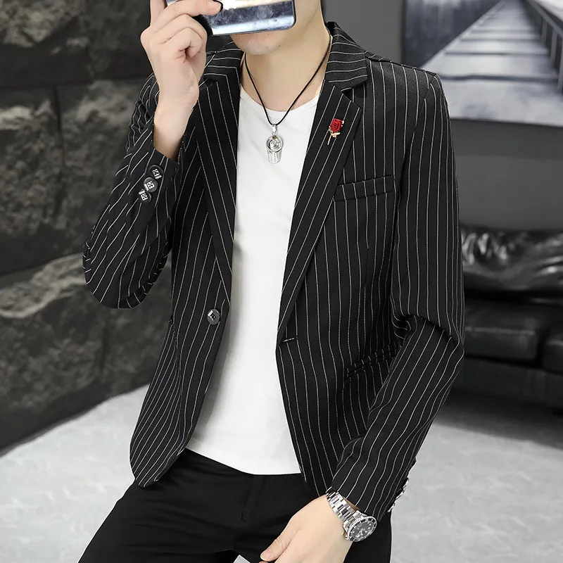 Casual Stripe Men's Suit Jaet Youth Faionable Briti Sle Korean Version Slim Fit Autumn Outerwear Haome Top irt