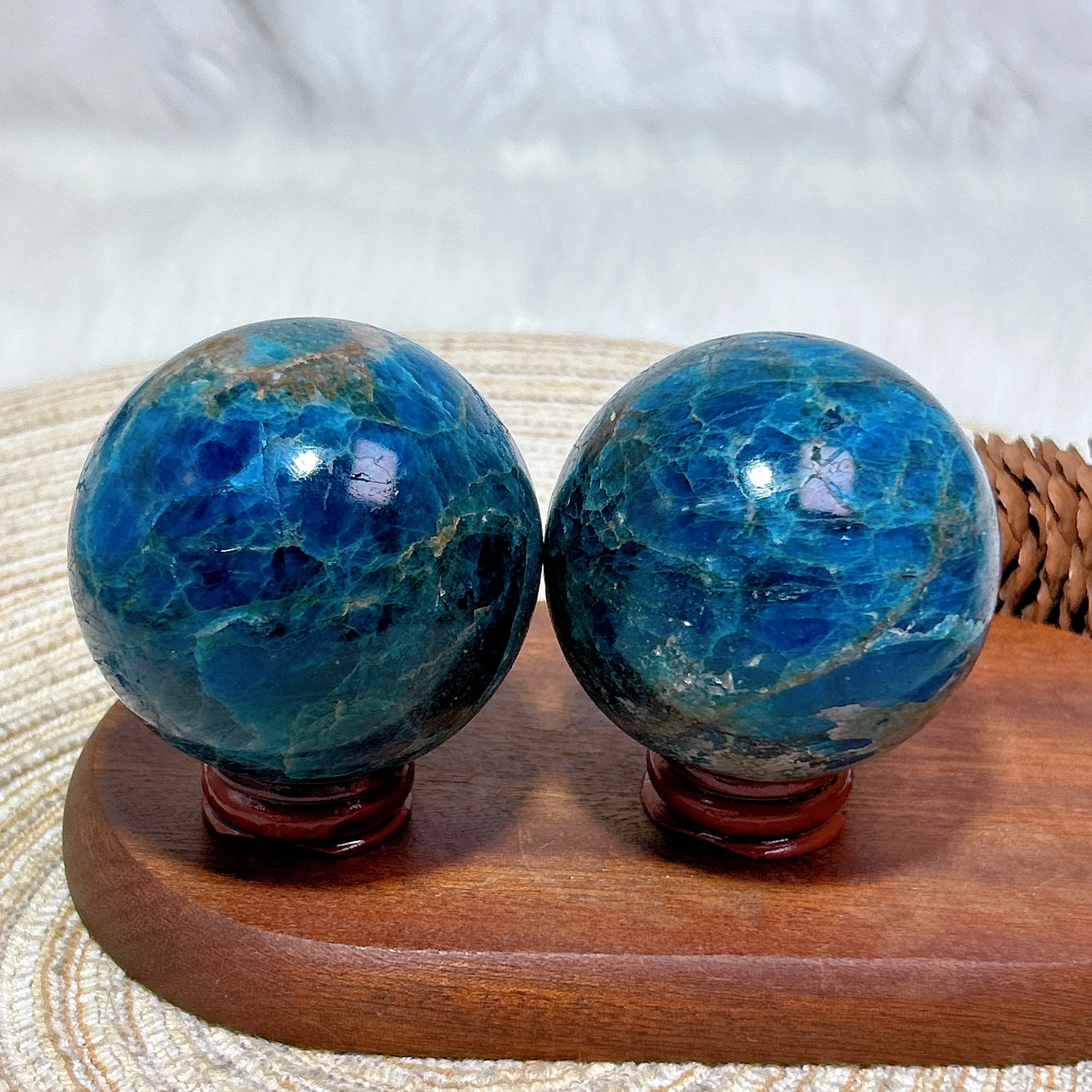 High Quality Natural Crystal Apatite Sphere Healing mediation Ball Home Decoration Reiki Polished Mineral Energy Gift