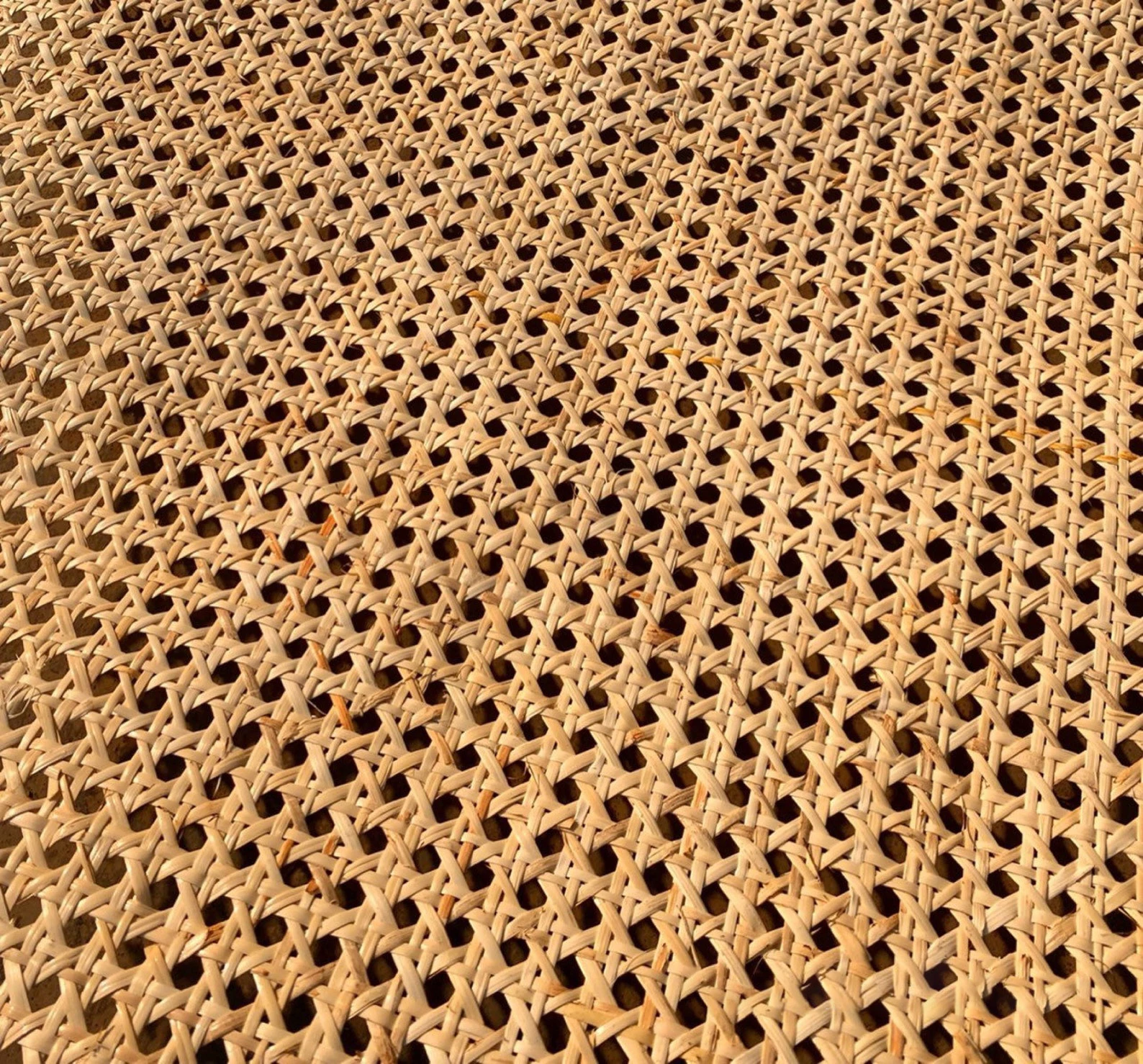 Natürliche Rattanrohr-Gurtbandrolle, 55/60/65/70 cm Breite, große Rattanrolle, Kannenmaterial, Rattanstoff für Caning-Projekte