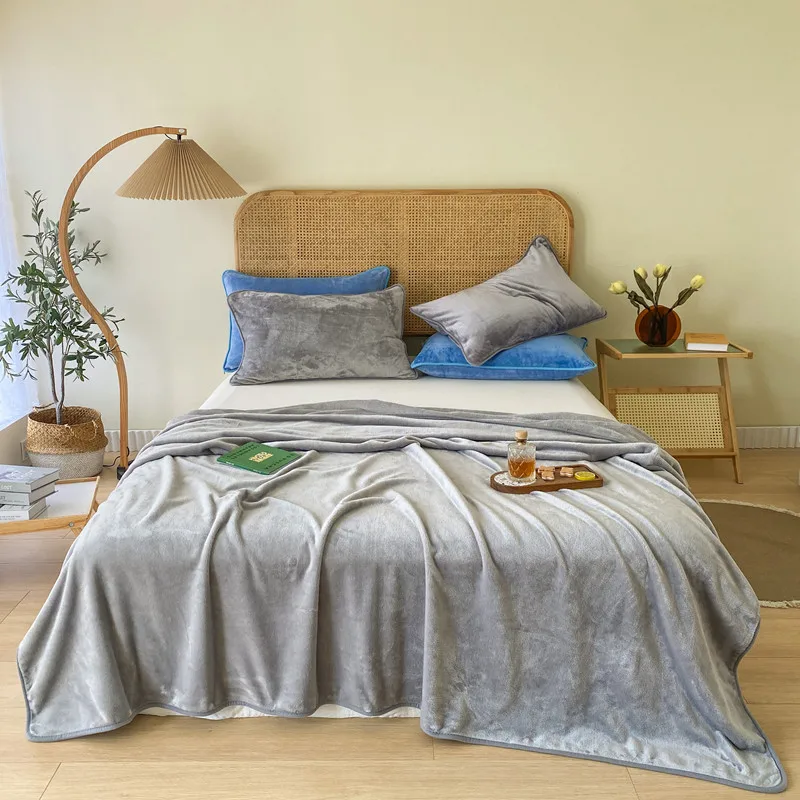 High GSM Gray Flannel Blanket Extra Soft Warm Breathable Blankets For Home Couch Office Travel Thick Bed Sheet Machine Washing