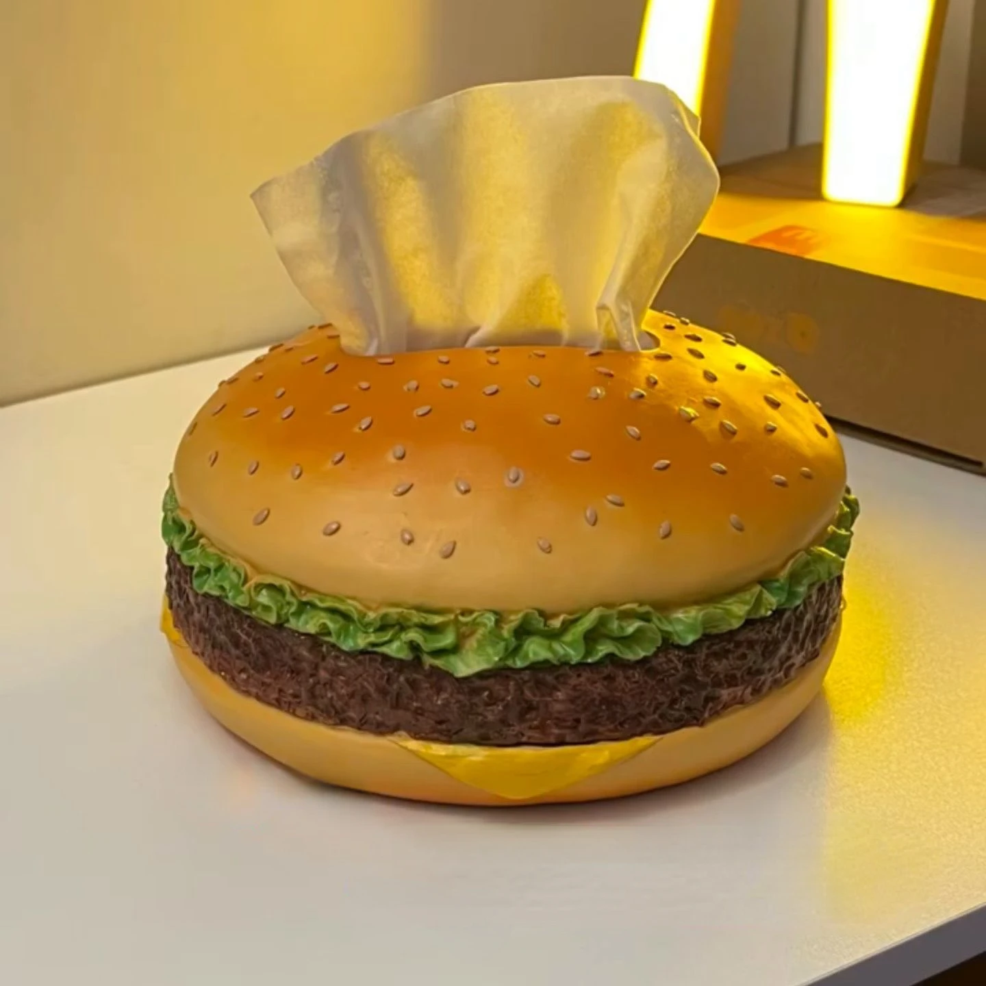 Hamburger tissue box creative American retro living room tissue box home fun decoration ornaments napkin holder