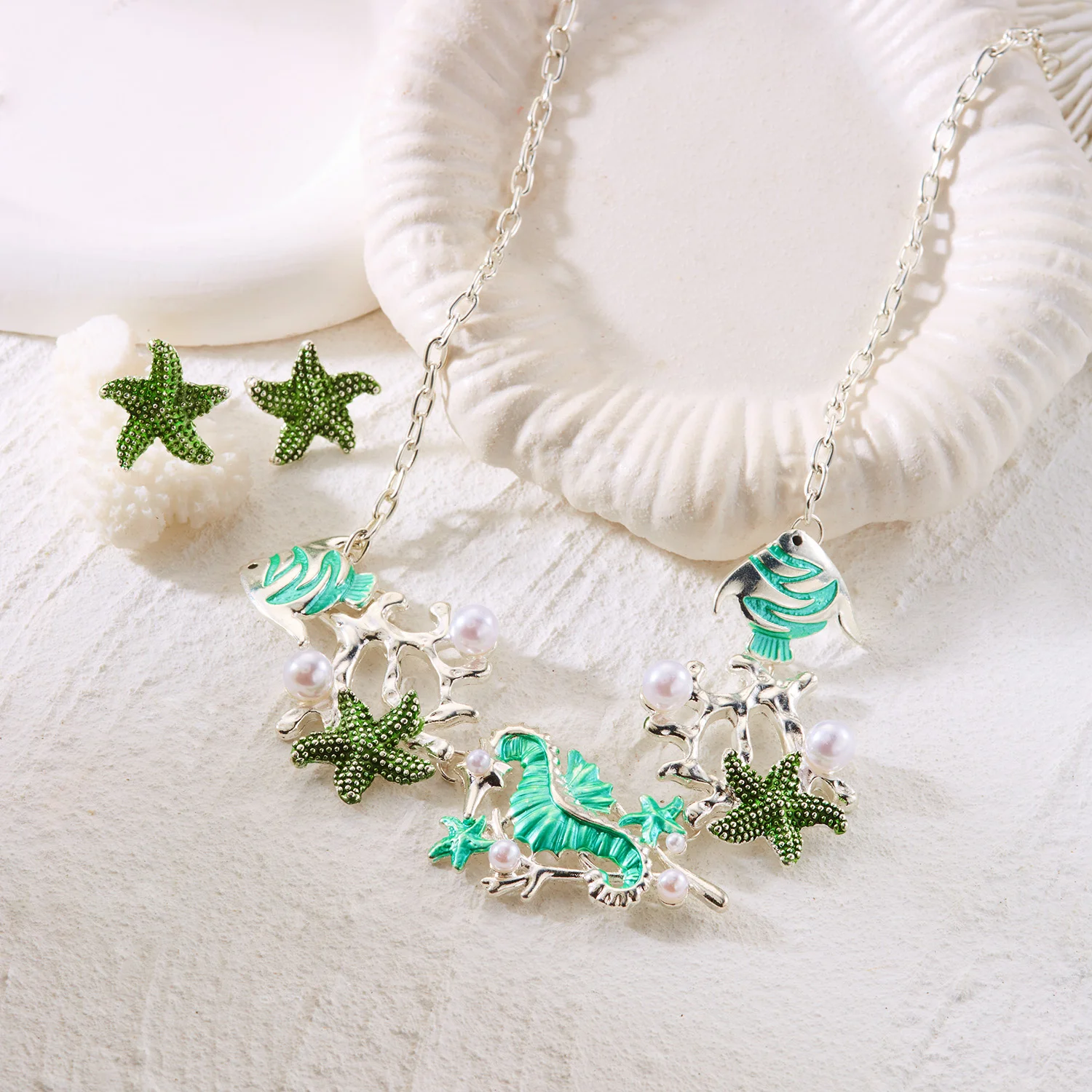 Einzigartiges Design Sternmuschel-Korallen-Kettenhalskette für Frauen Luxuriöse Imitationsperlen-Seestern-Halsketten Ästhetischer Partyschmuck – Detail 6