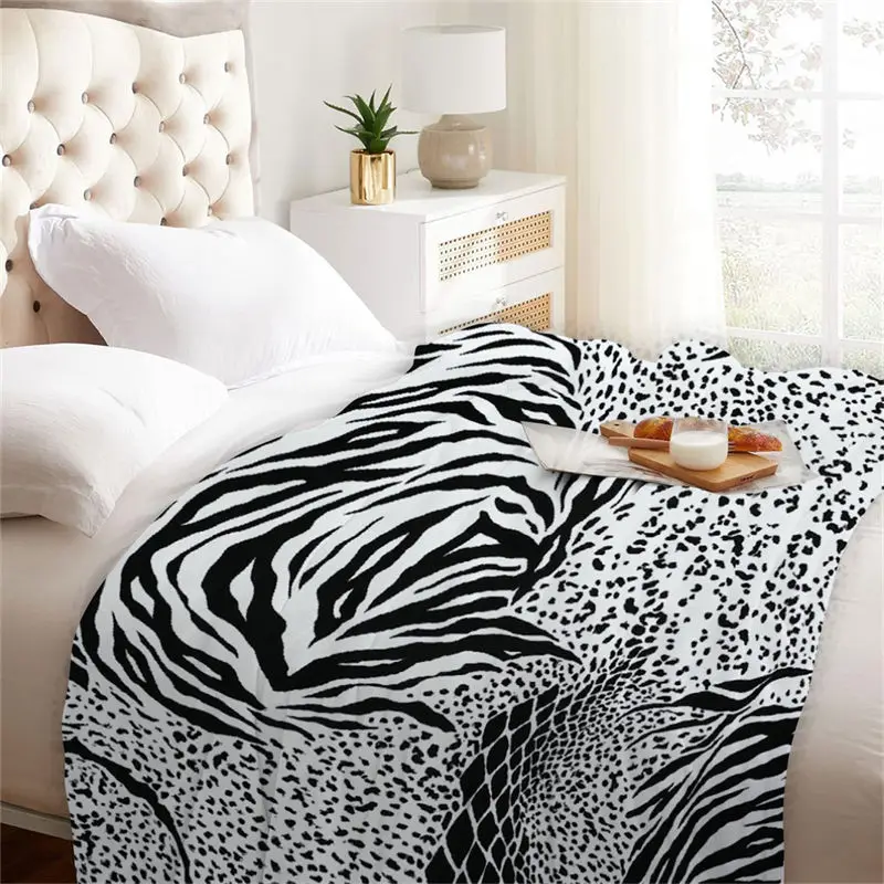Animal Print Flannel Throw Blanket Black and White Zebra Leopard Snake Pattern Warm Blanket For Living Room Sofa Bed Decor