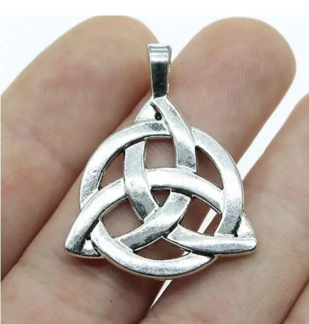 4pcs 35x27mm Pendant Triquetra Symbol Lucky Amulet Alloy Charm EF3688