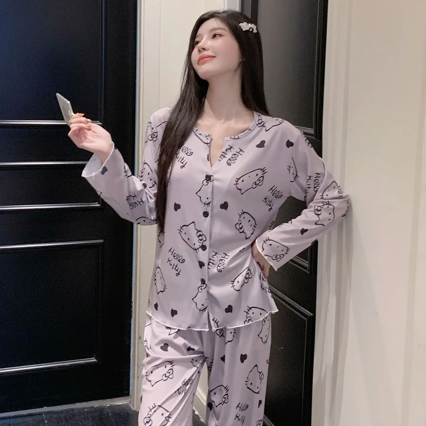 Hello Kitty Women's…