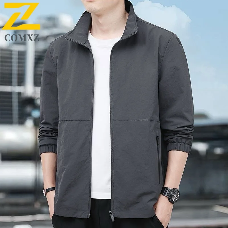 

COMXZ Ветровка Мужчины Женщины Американский Авиатор Стиль Водонепроницаемая Ветрозащитная Бейсбольная Куртка с несколькими карманами Повседневная для спорта на открытом воздухе