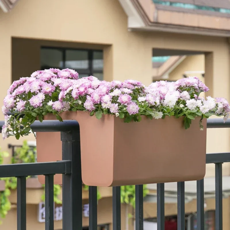 Double-sided hanging railing, flower pots, hanging resin riding basins, saddle guardrails, stairs, hanging balcony flower boxes