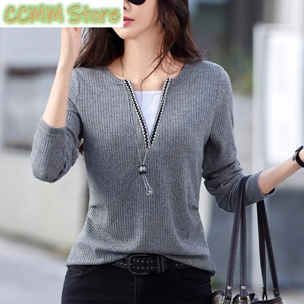 

Grey fake two piece long sleeved T-shirt for women's autumn new high-quality fashion light luxury V-neck zipper casual top