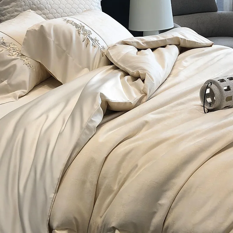 Cotton long-staple cotton four-piece set of pure cotton embroidered quilt cover European satin bedding