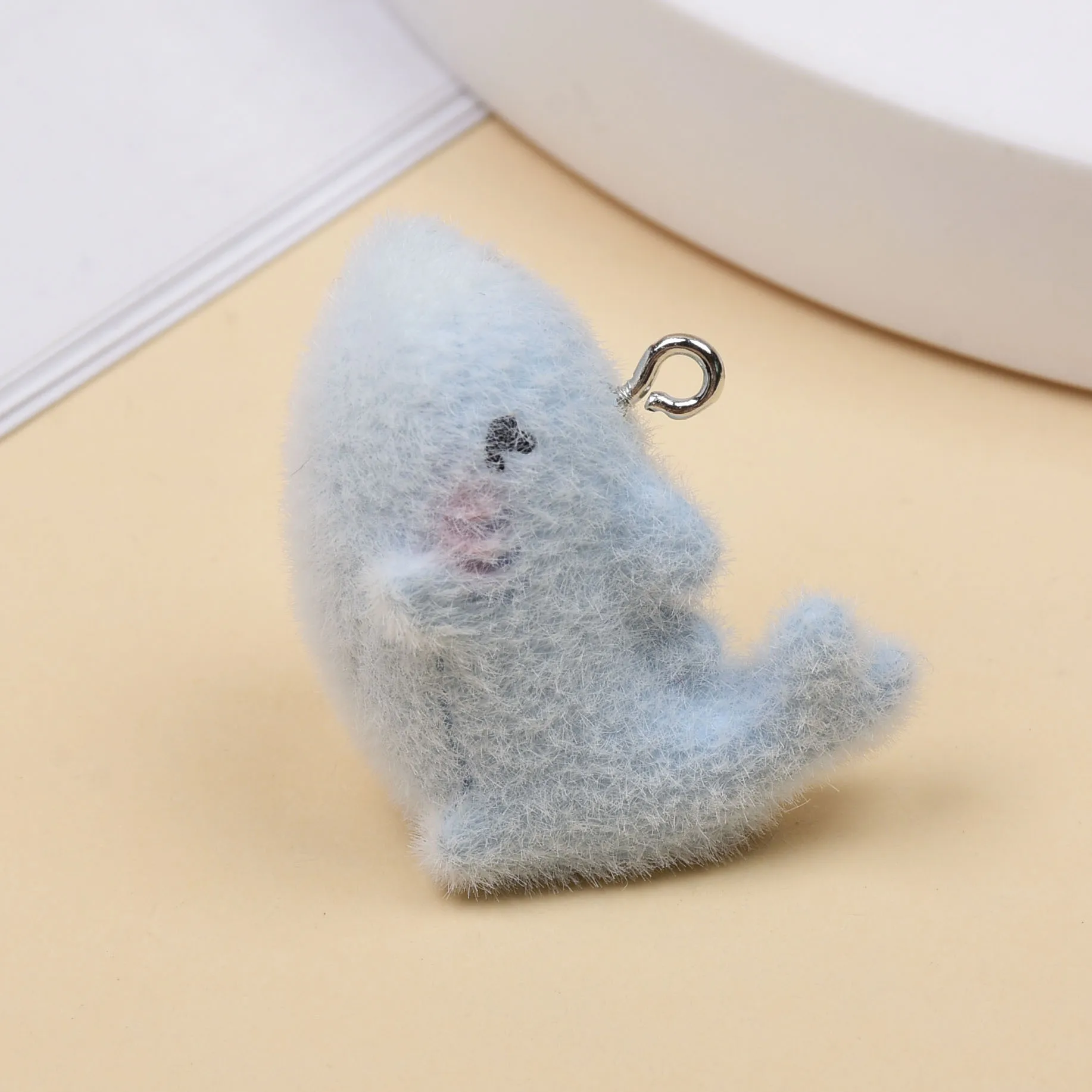 20pcs Flocking Resin Dolphin Charms cute cartoon marine animals pendant For diy crafts Jewelry Keychain necklace make Accessorie