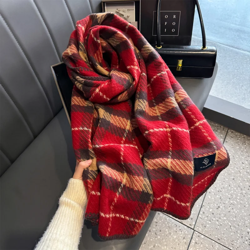 New Retro Plaid high-fashion Scarf Women\'s Winter Soft Keep Warm All-Matching Couple Scarf Student daily Large Size Trendy Shawl