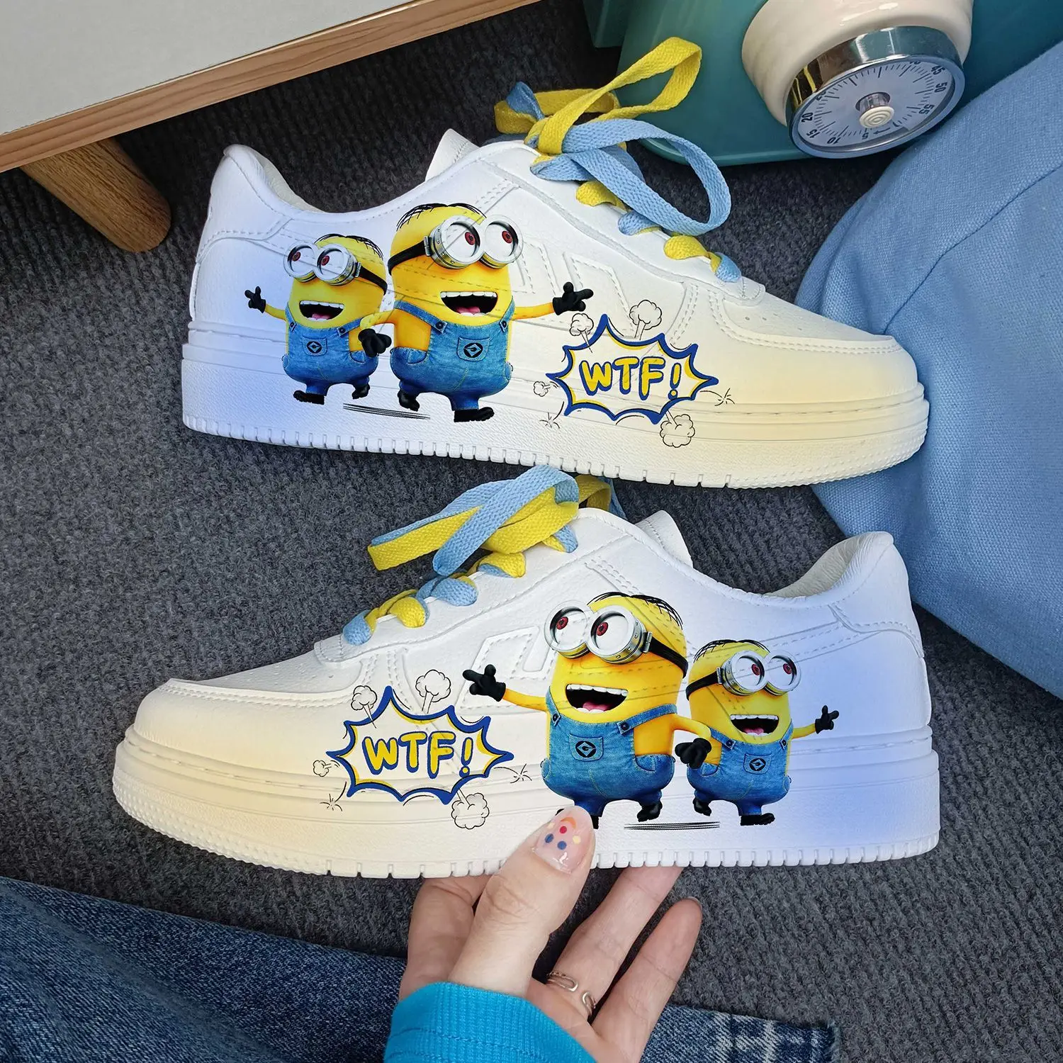

New Co-branded Minions Dave Board Shoes Despicable Daddy Anime Peripheral Explosive Men's Shoes