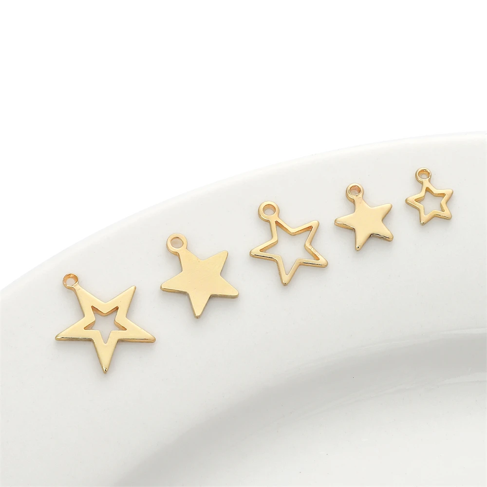 10 stücke Aushöhlen Kleine Star Charms 5 Größen Gold Farbe Metall Geometrie Anhänger Für Schmuck Machen DIY Halskette Ohrring zubehör