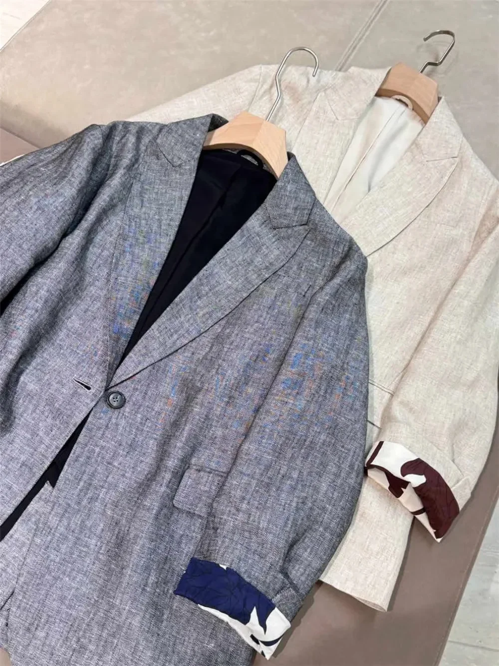 Chaqueta de traje de lino para mujer Primavera 2025 Blazer de mujer de moda de manga larga con un solo botón con muescas