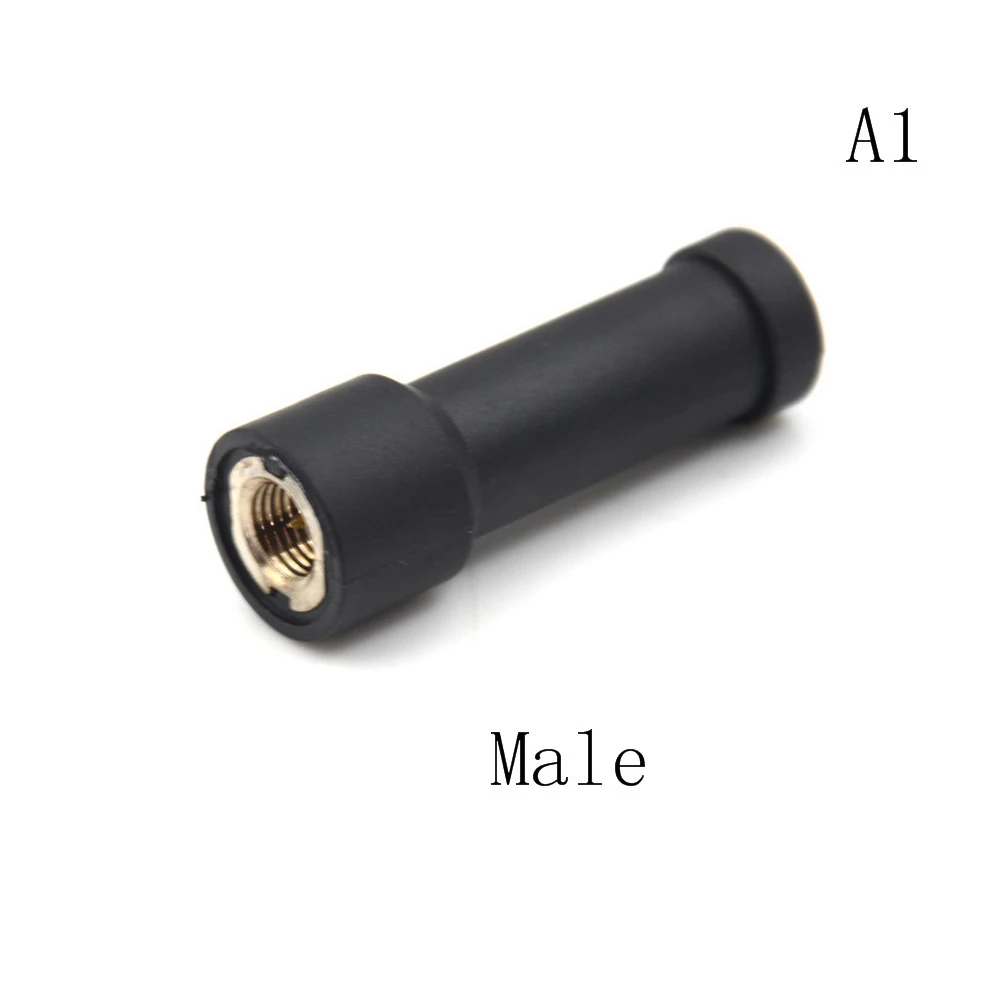 

Short SMA-F Female Interface Vertical Polarization 10 W Maximum Power 2.15db Gain 400-480MHz 4cm Antenna Length