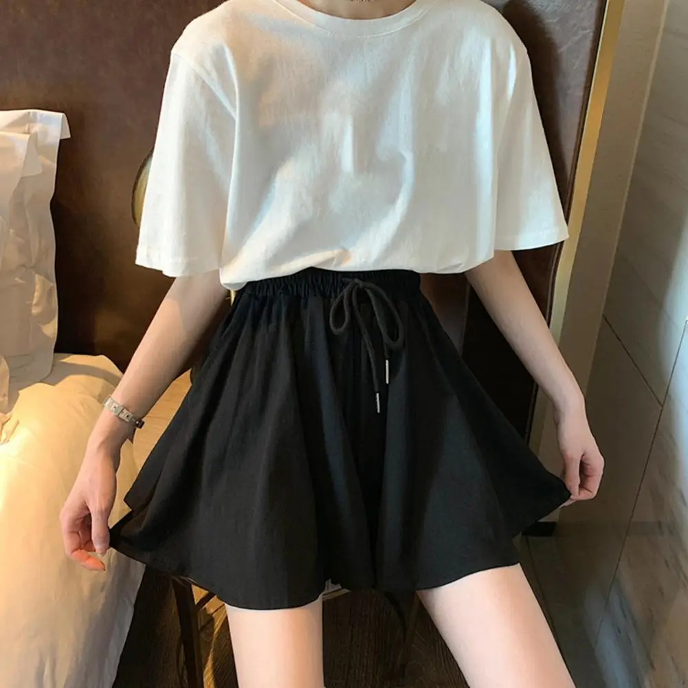 Women Casual Shorts High Elastic Adjustable Drawstring Design Short Pants Solid Color Pockets Design Wide Leg Pleated Work Short