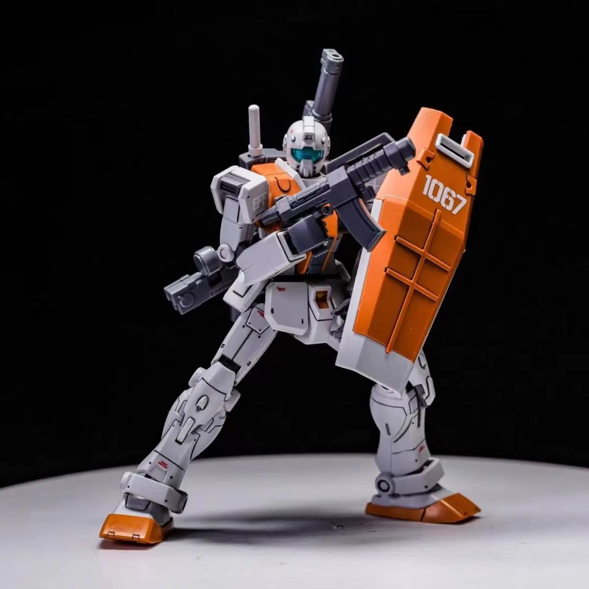 Gaoke HG 1/144 RGM-79 GM Morocco Model Kit Collection Assembly Action Figures Robot Model Kids Toy Doll Gifts Ornaments