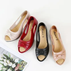 New Women's PVC Plastic Sandals Casual Summer Mother's Solid Color Peep Toe Wedges Sandales Soft Bottom Middle-aged Ladies Shoes