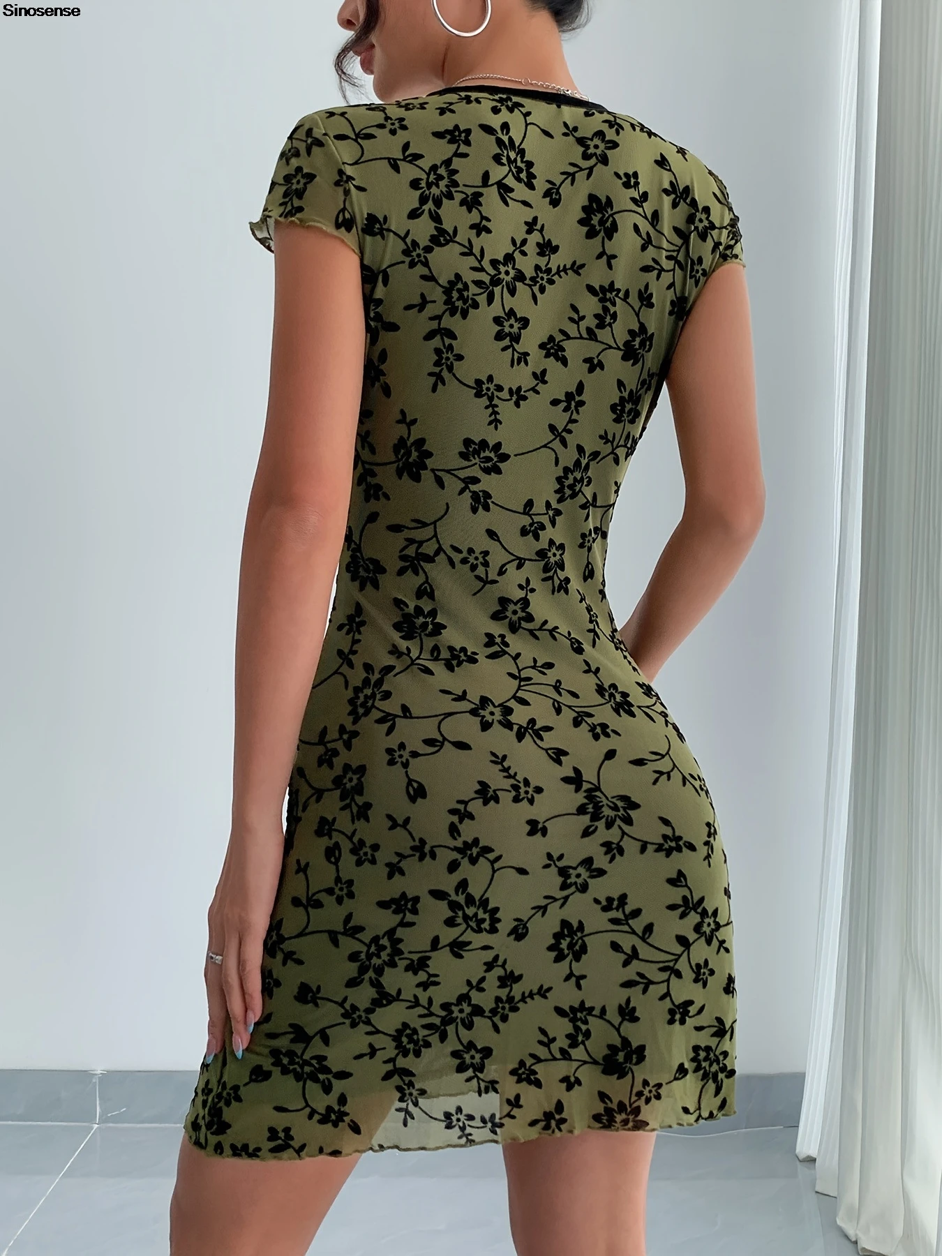 Abito corto estivo da donna con ricamo floreale con scollo a V manica corta A-Line Boho Beach Vocation Swing Dress Y2K Mini abito da uscire