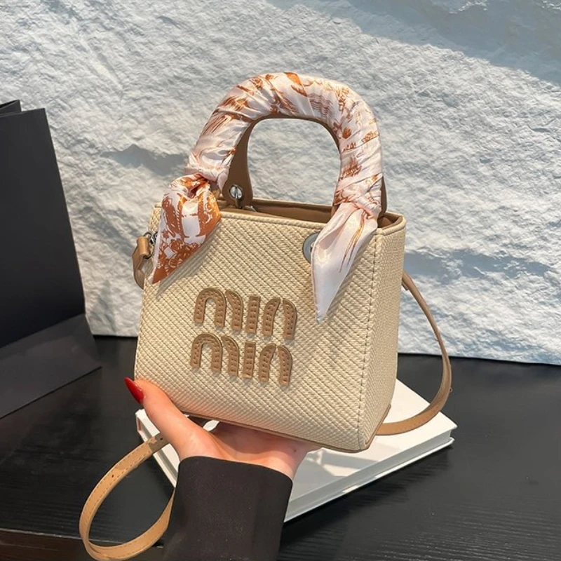 Bolso bandolera de mujer con diseño creativo, elegante y portátil, ideal para viajes y ropa casual
