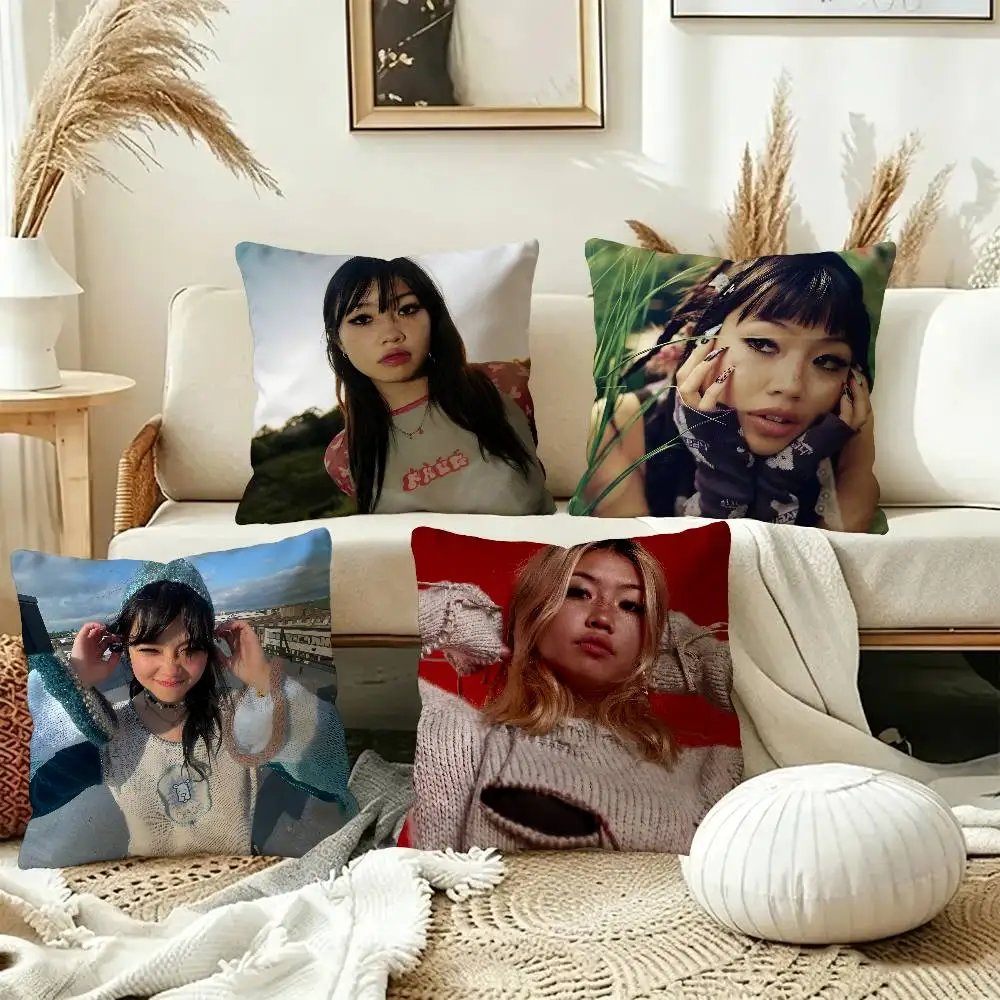Singer Beabadoobee Cushion Cover Pillow Cover Decor Pillowcase Printed Cushion Case for Couch