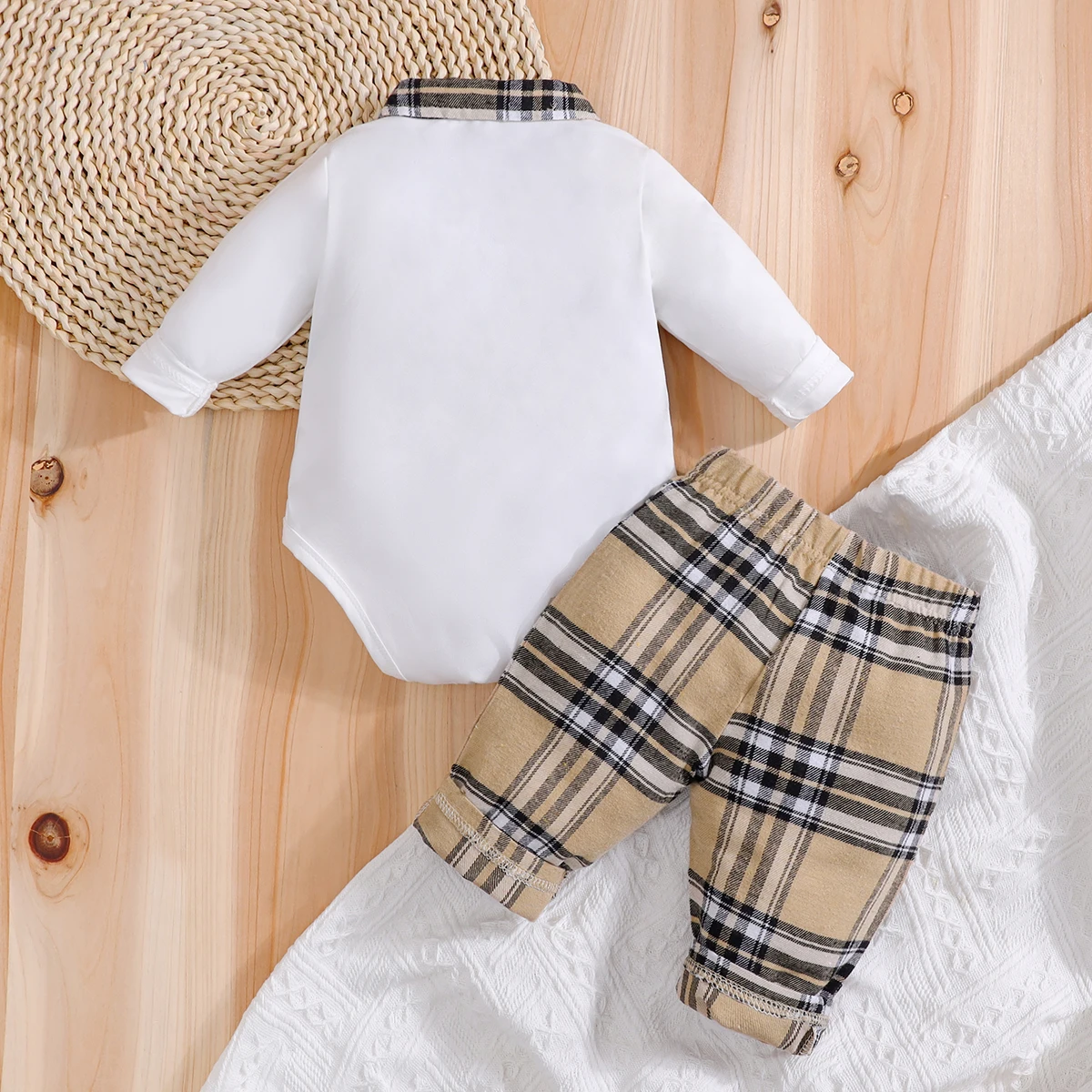 IURNXB Baby Cartoon Bear Two-Piece Clothes Set Infant Long-Sleeve Onesie+Pants Tuxedo Outfits for Spring Fall Outdoor Wear 1-18M