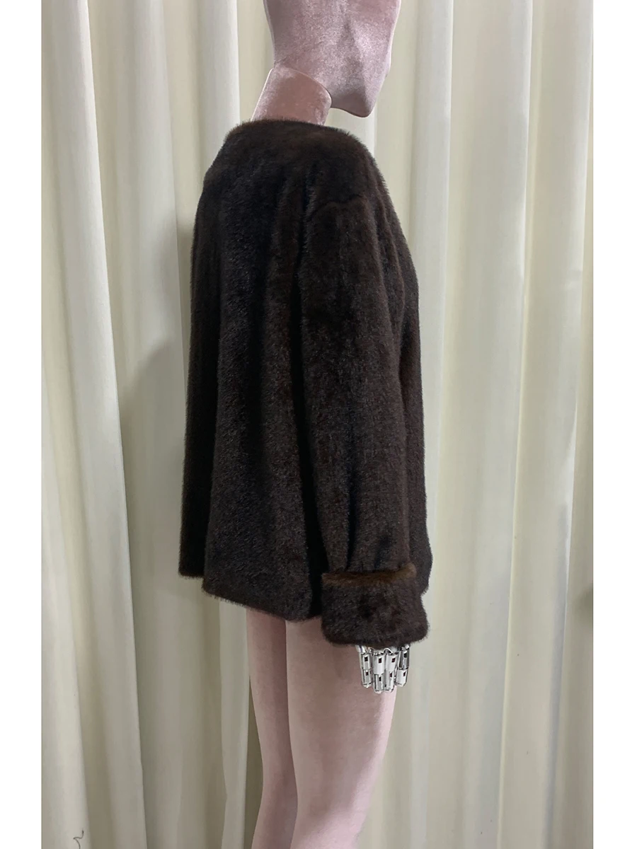 秋冬ショート丈ゆったり厚手暖かいブラウンフェイクミンクファーコート女性用モダンエレガント高級デザイナー服シックふわふわジャケット