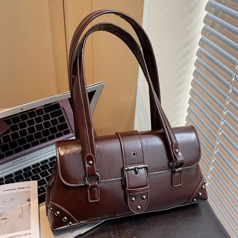 

Minimalist Unique Large Capacity Diaper Bags For Women High-End Fashionable Tote Bag Simple Solid Color Commuter Elegant