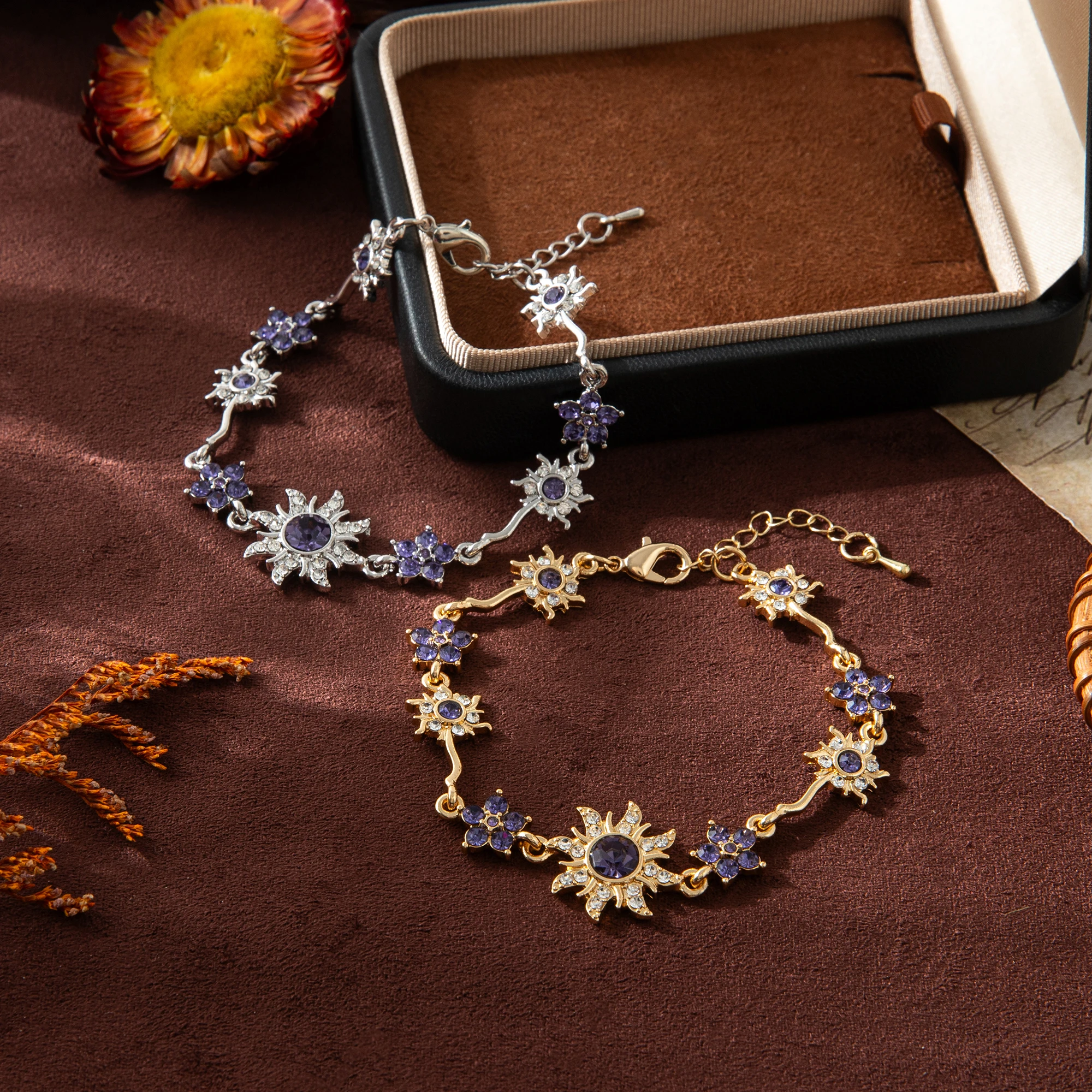 

Fresh and sweet flowers cute purple sunflower princess light luxury and high-end women's bracelet