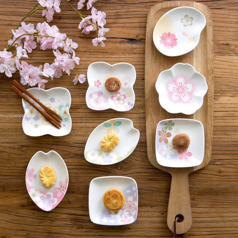 8 pcs Japanese Ceramic Small Dish Seasoning Dish Snack Dish Candy Dish Steak Dish Cherry Blossom Shape Sauce Dish Cake Dish