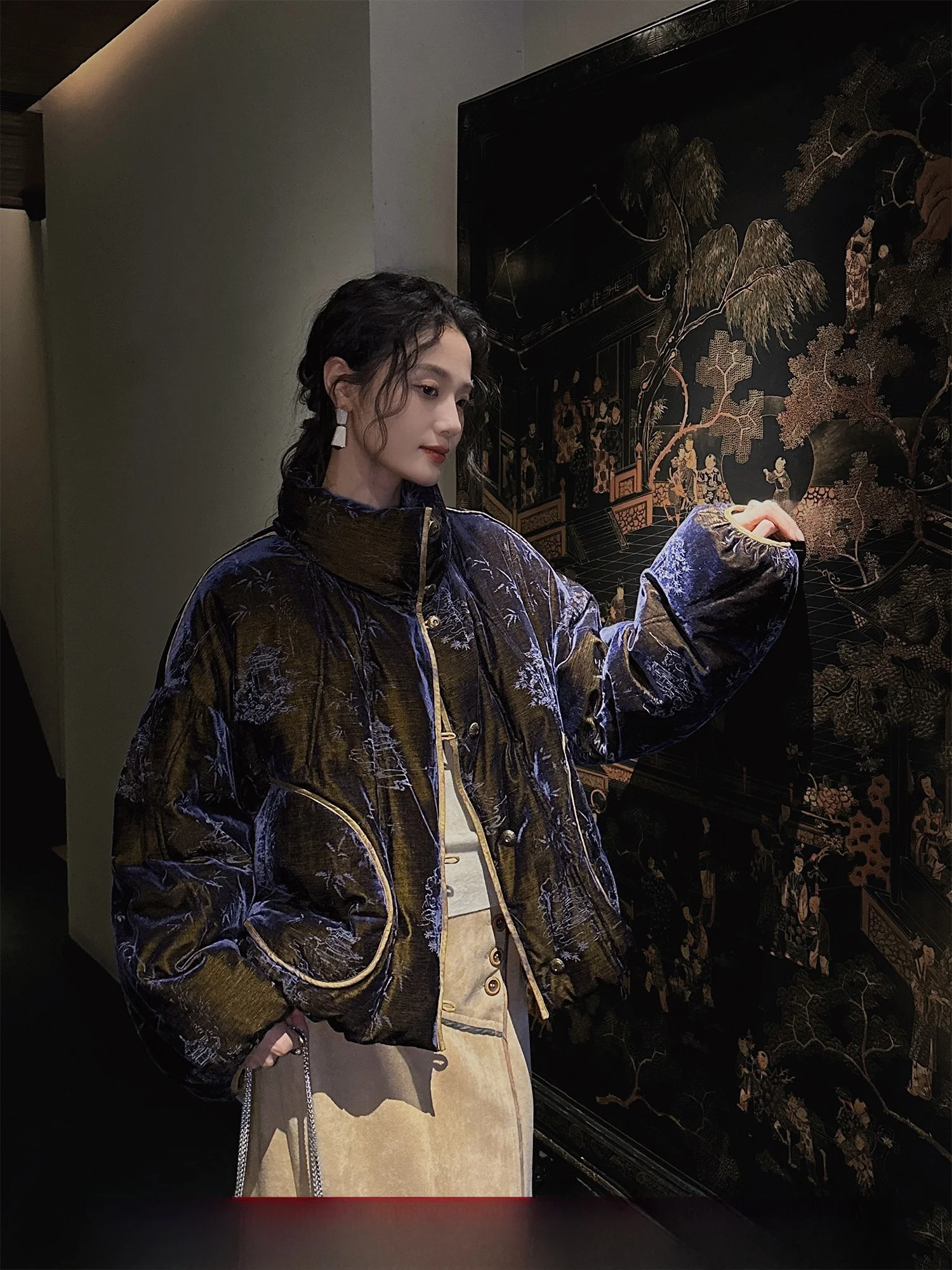 

Sanji Bla Flower Double Birth New Chinese Sle Velvet National Trend down Jaet Winter Women's Sle 2025 New National Tr...