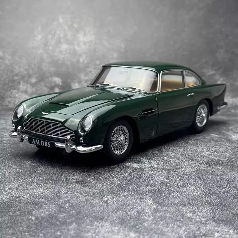 Autoart Car Model 1/18 movie version Aston Martin DB5 007 cars model alloy simulation ornament boy collection birthday toys gift