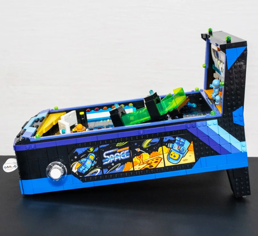 لعبة بينبول كلاسيكية على شكل ط - مراجعة Retro Gaming Lego وسعره