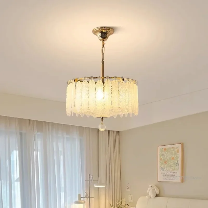 

GHJUYIOL Wheat crystal pendant lamp, French cream style new bedroom light, warm, romantic, high-end, light luxury master bedroom