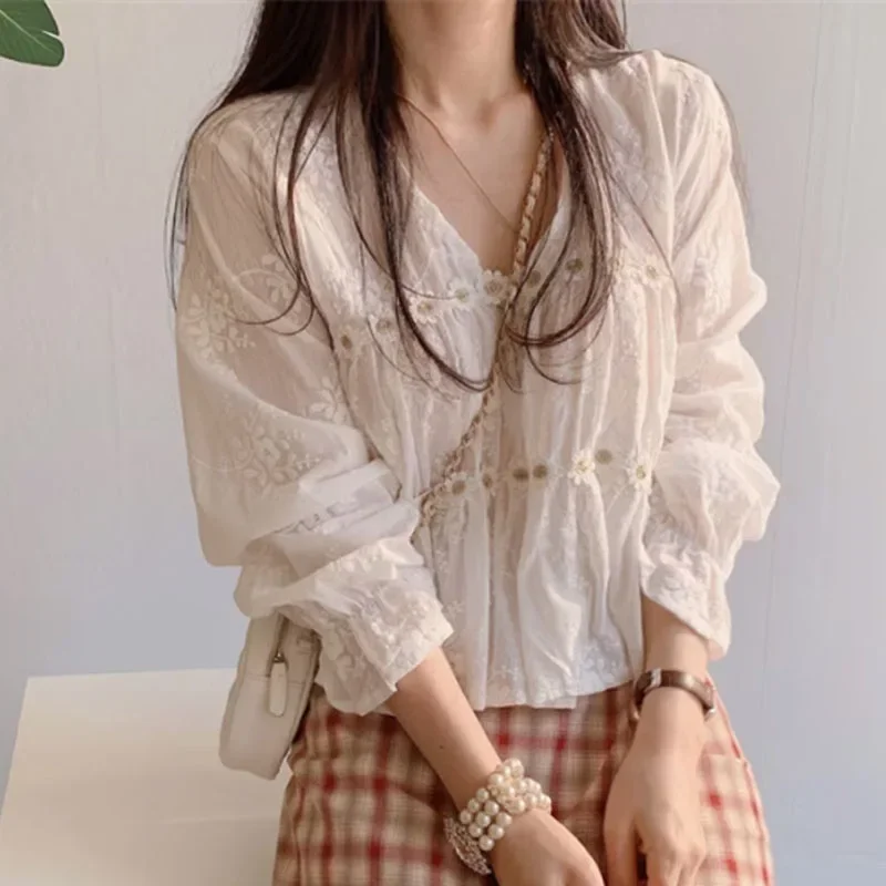 2024 New Fashion Lace Korean Floral V-neck Women Blouse Flare Long Sleeve Solid Color Casual Ladies Tops Spring Autumn 13037