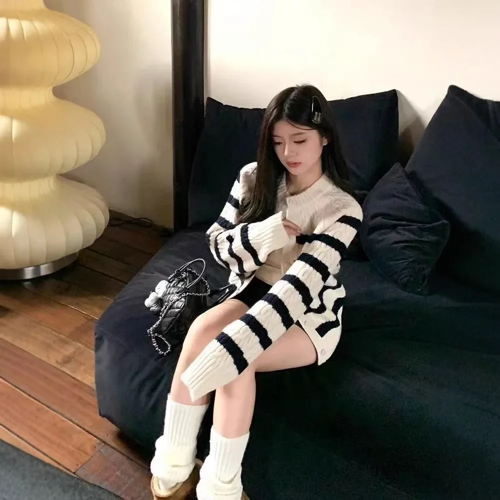 

Women's Spring Korean Style Lazy Fashion round Neck Color Block Striped Open Front Top Loose Short Knitted Sweater Cardigan