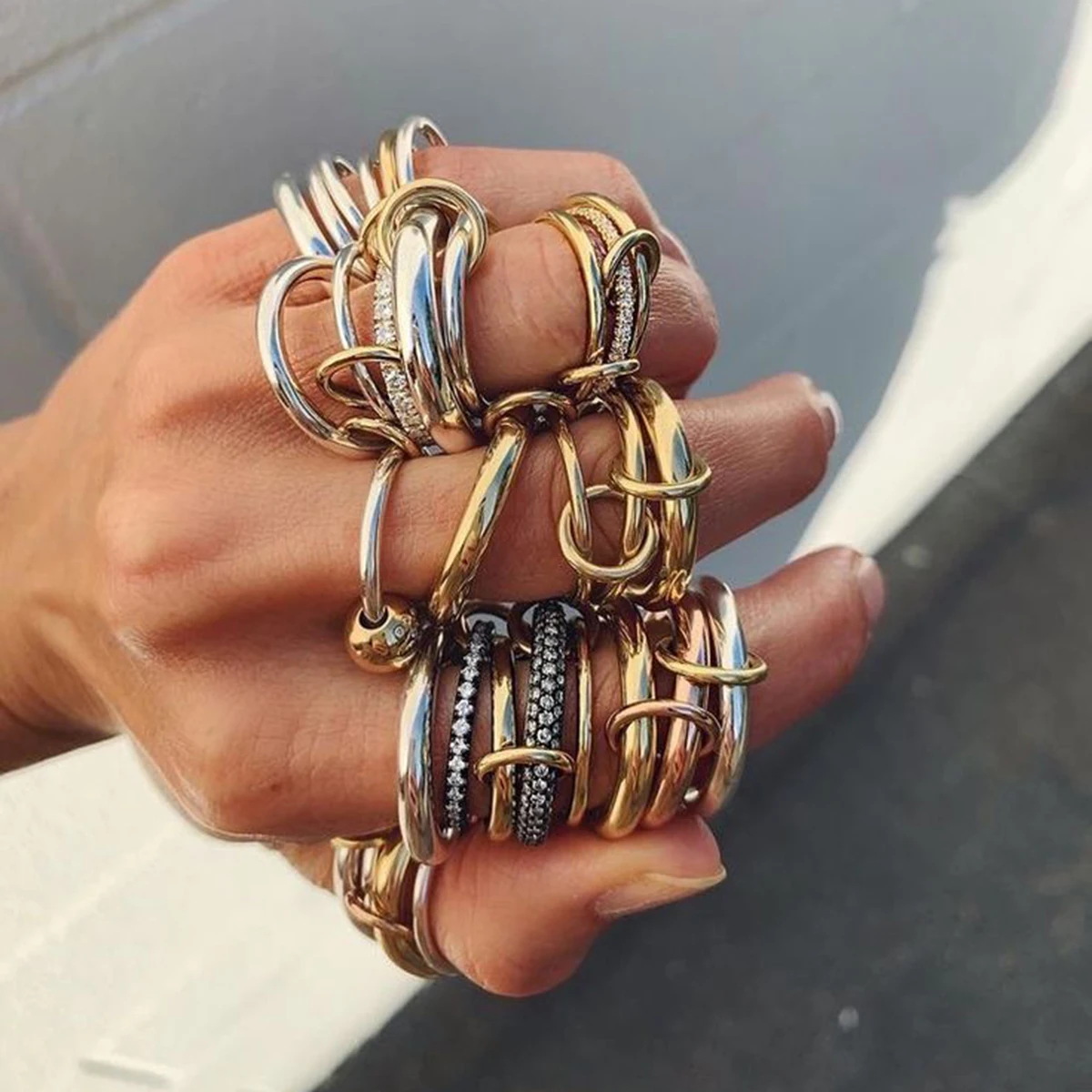 Uworld Gold Color Multi Link Connected Ring Chunky Eternity Statement Ring Interlocking Ring Stackable Women's Accessories Gift