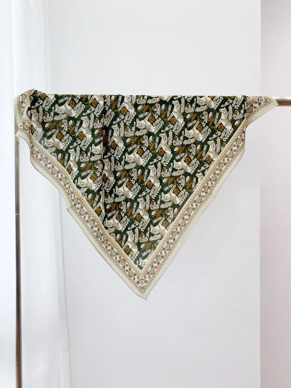

Small Silk Scarf 65CM Hand Rolled Edges Shawls Luxury Designer Bandanas Head Hair Neck Decoration Lover Mother Christmas Gift