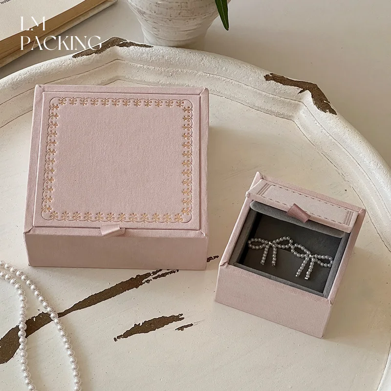 Pink Square Filp Jewelry Box Ring Earrings Necklace Storage Organizer Display Wooden Flocked High-end Jewelry Packaging Box