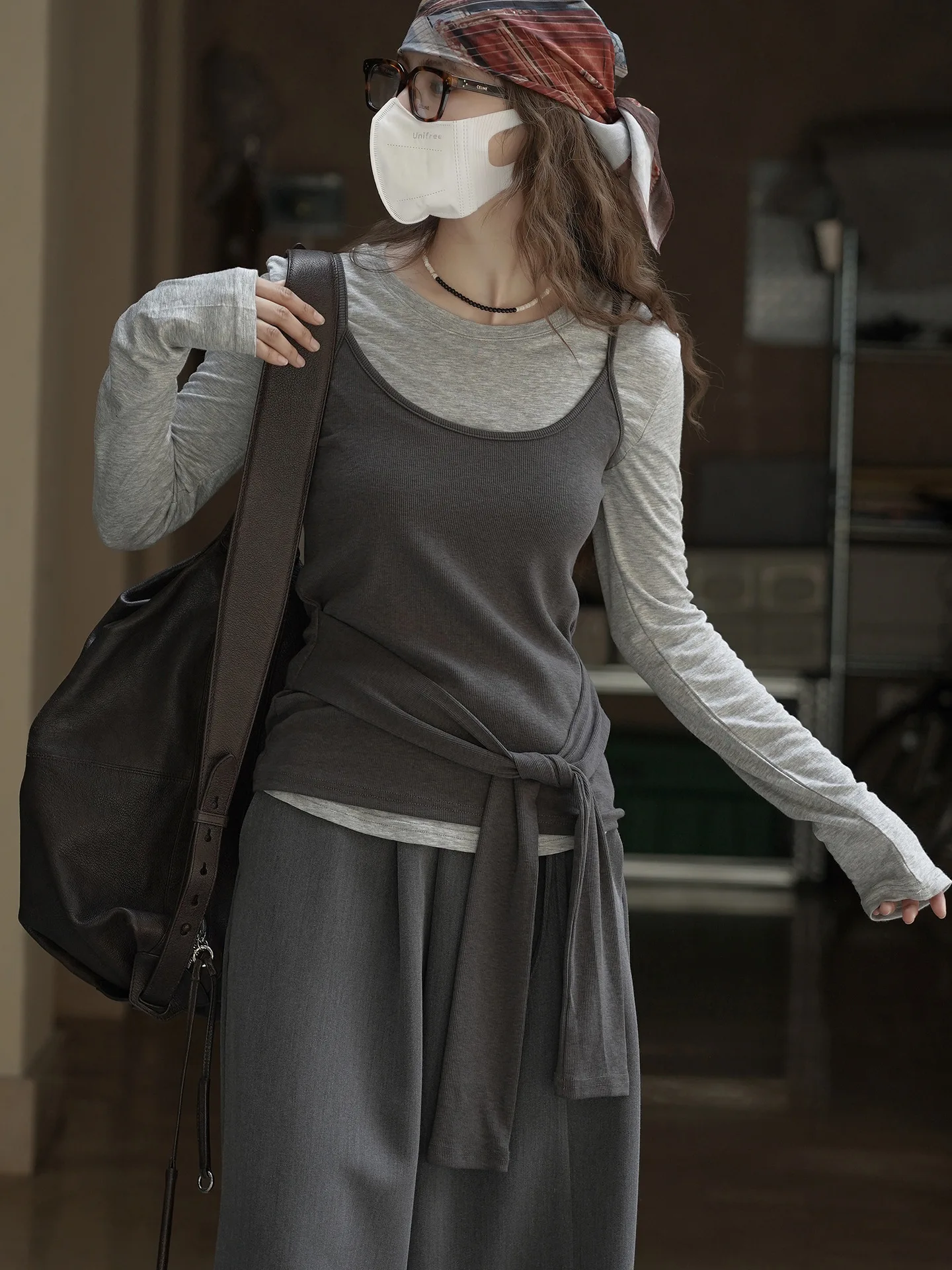 T-shirt francese in due pezzi con canotta pigra e top snellente da donna