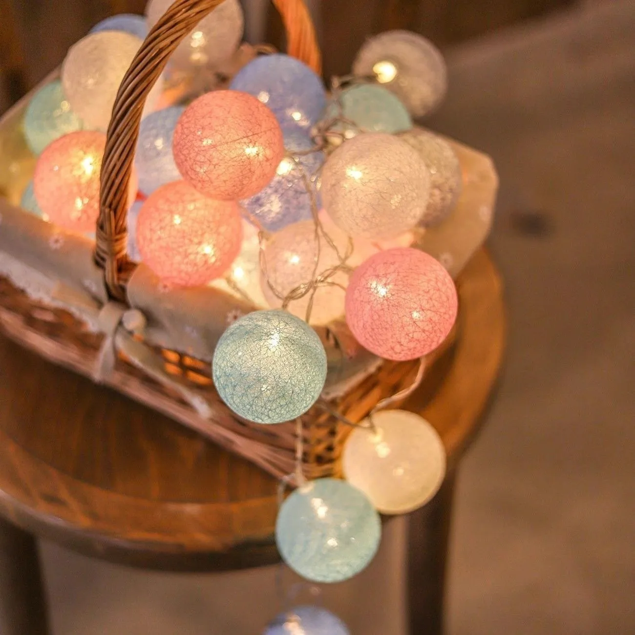 

10 LED Cotton USB Balls String Christmas Fairy Lights Novelty Lamp Chain for Home Outdoor Garland Wedding Party Decoration
