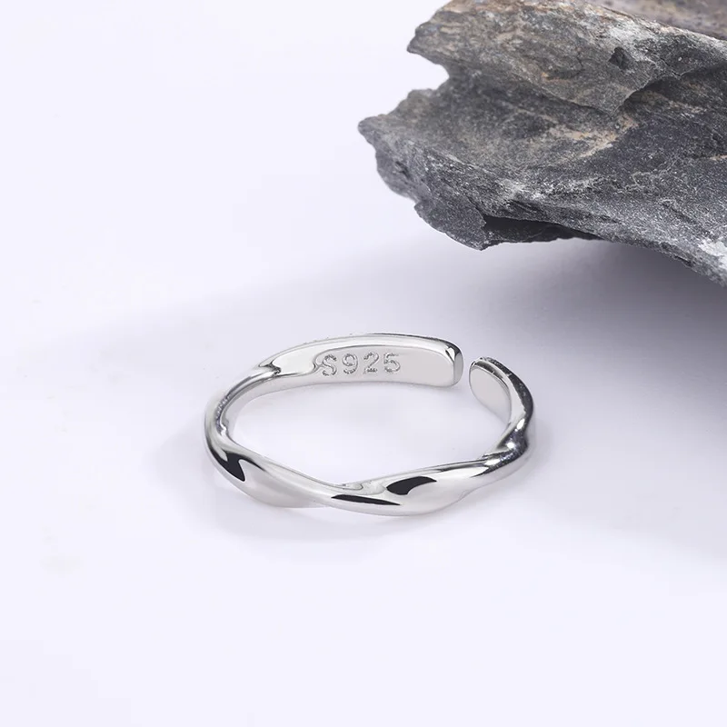 Moda 925 Sterling Silver Proste skręcone pierścienie druciane dla kobiet Biżuteria ślubna Prezent hurtowy