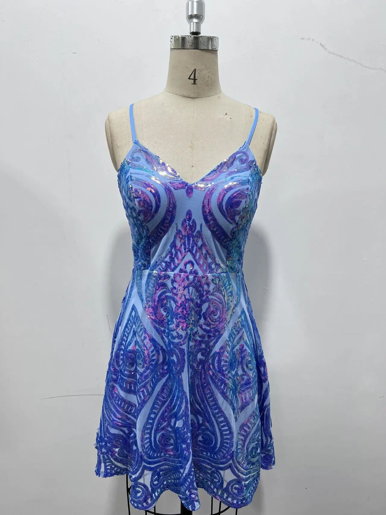 Suspensório com decote em v sexy moda vestido de lantejoulas verão vestido de lantejoulas vestidos de festa feminino noite aniversário vestidos elegantes