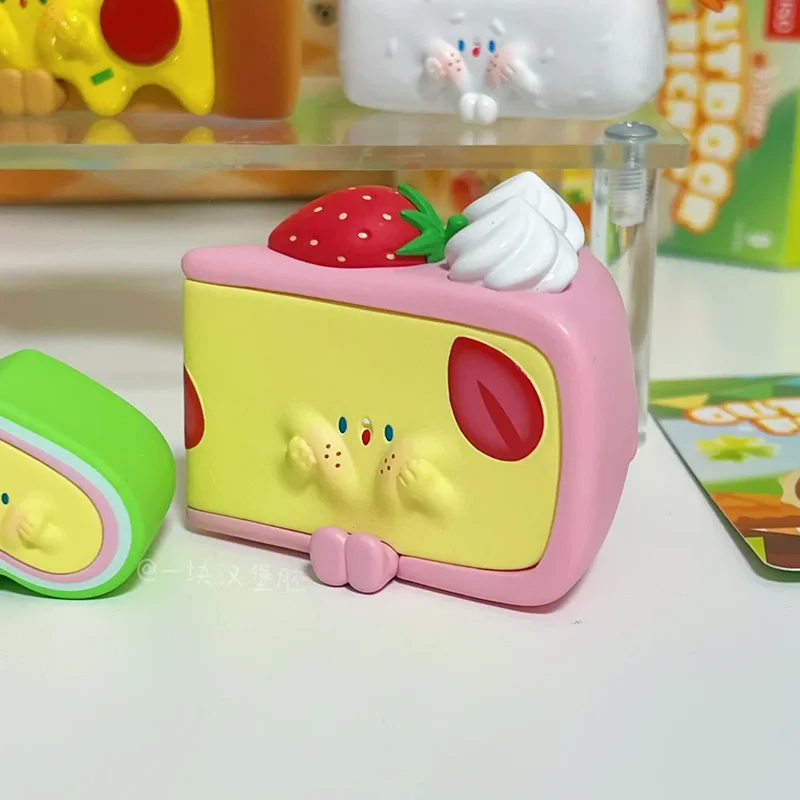 

All Things Face Holding Outdoor Picnic Series Blind Box Cute Birthday Gift Graduation Gift Desktop Decoration Children's Toys