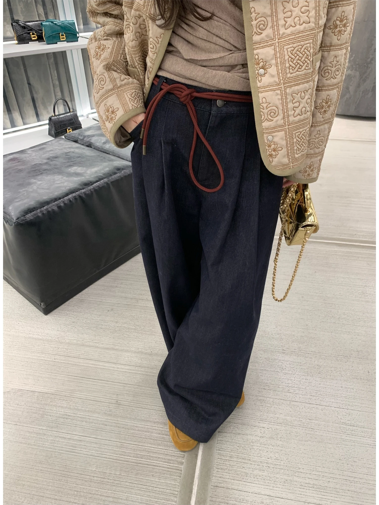 

Женские джинсы-клеш в стиле ретро, свободного кроя, из хлопкового денима, с красным поясом и молнией на талии, цветные