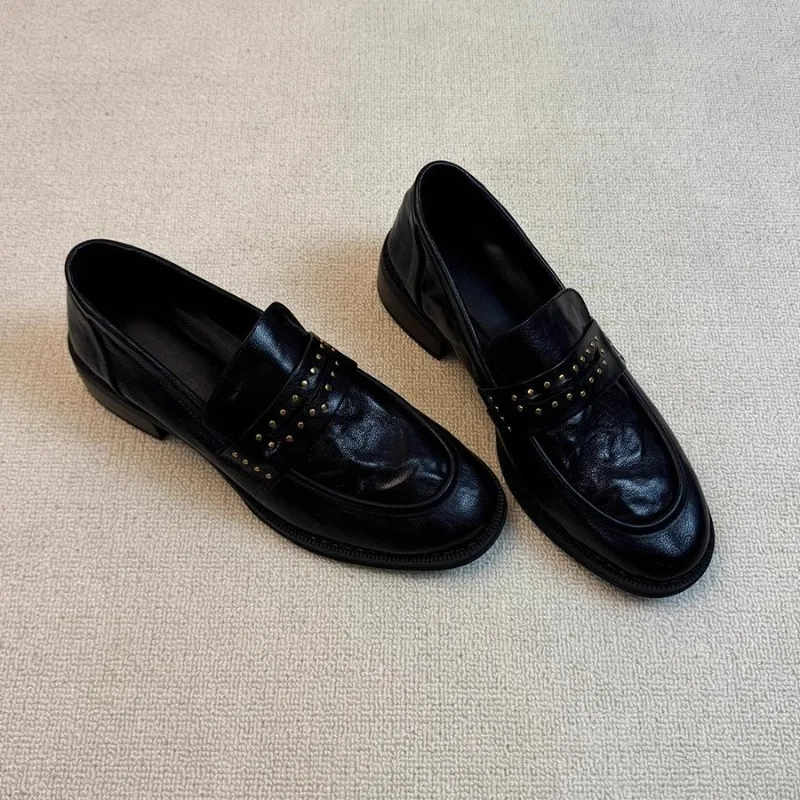

Pu Leather Leather Retro Round Toe Rivet Pleated Slip-On Thick Heel Loafers Shoes Women Shoes Comfortable Flat Footwear