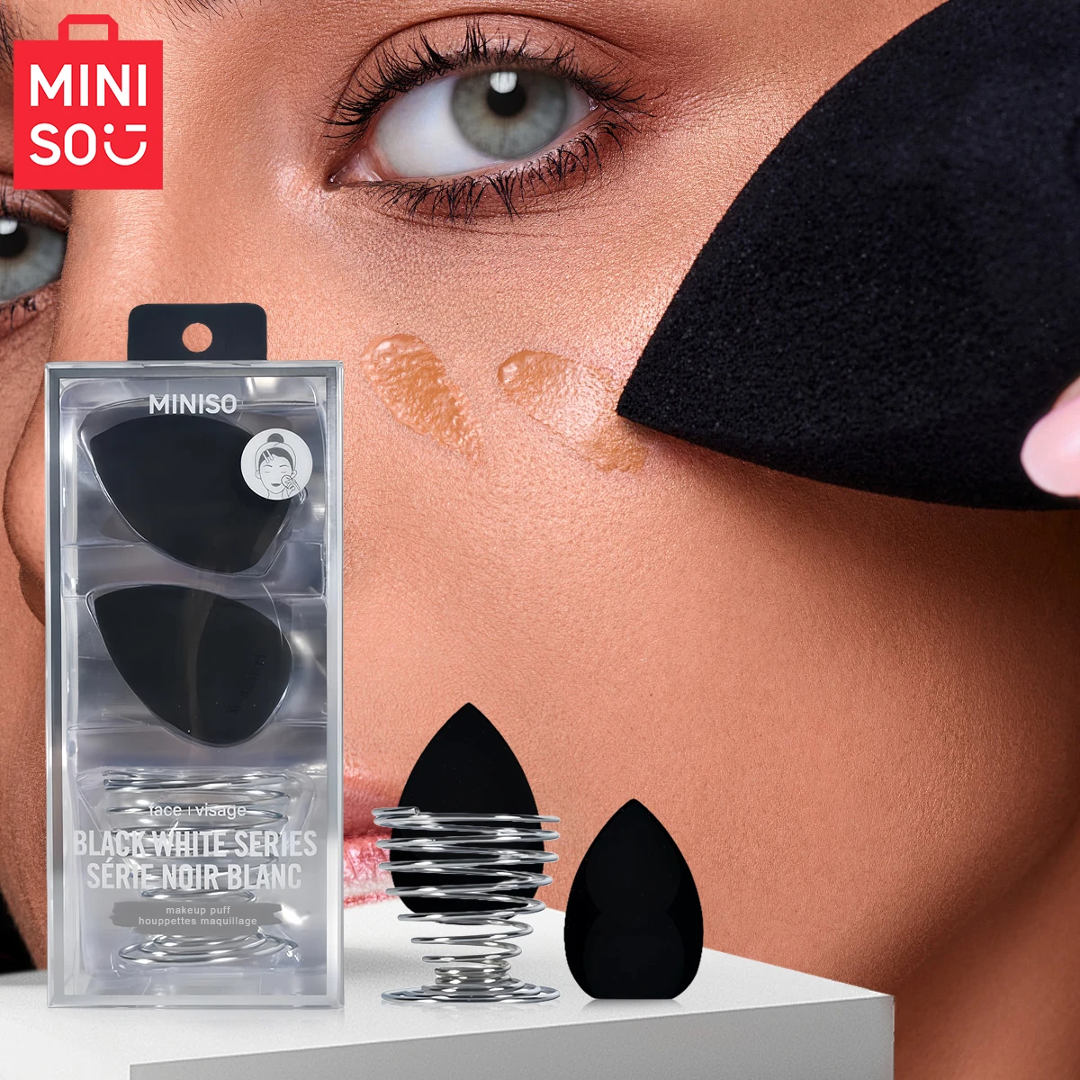 ชุดไข่แต่งหน้า MINISO Classic Black and White Series Multi sided Water Drop Dark Shining Powder - พร้อมกรอบโลหะ