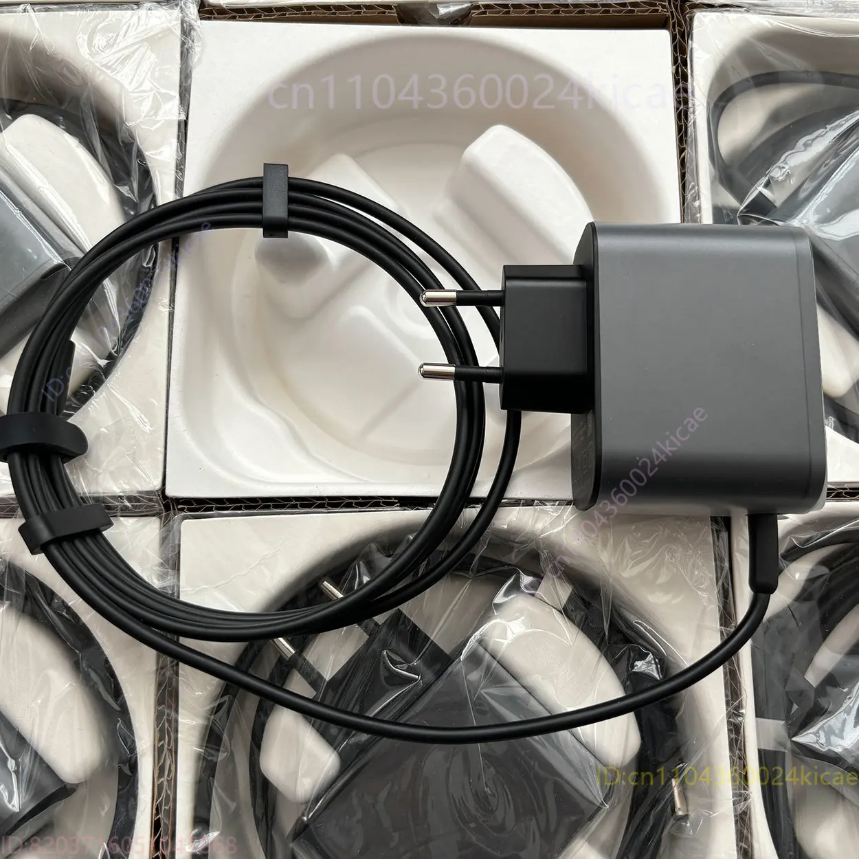 

Адаптер питания 15В 1.2А для умной колонки Yandex Station Mini 2 YNDX-00020 Y0501