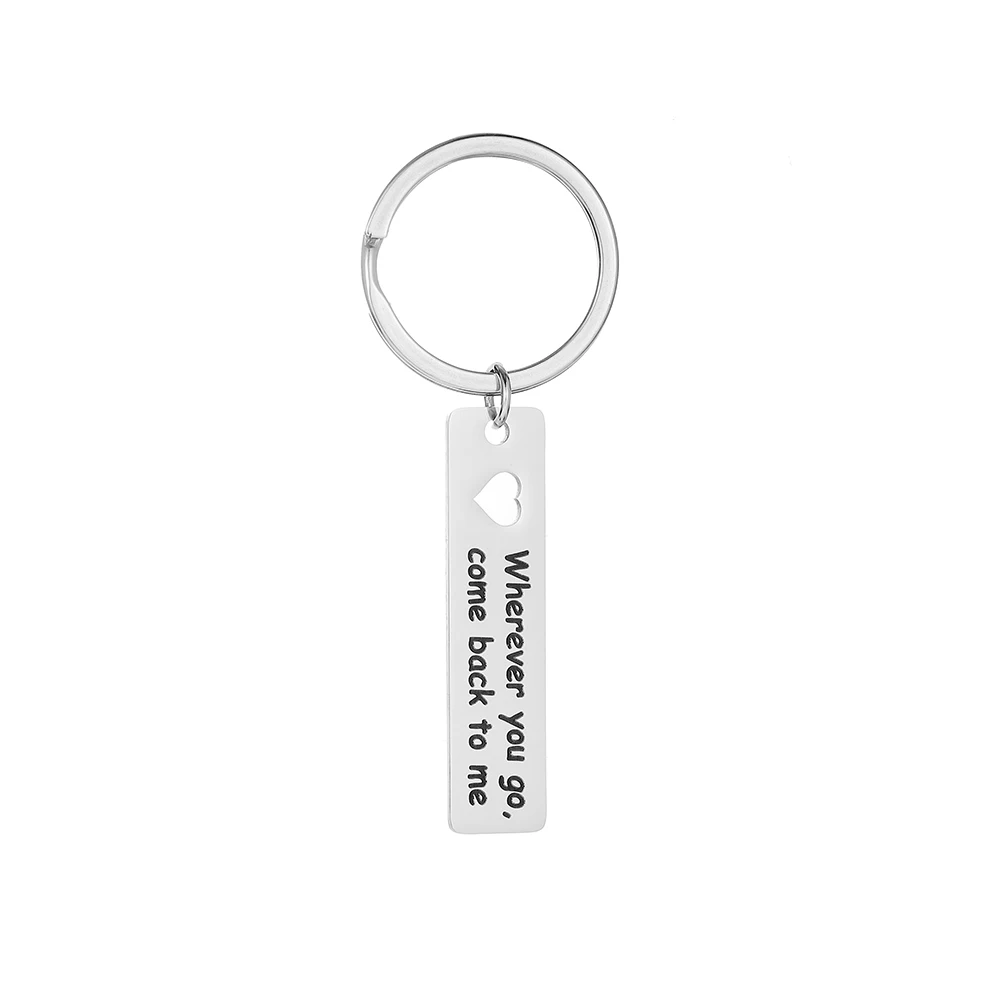 Gravierter Schlüsselanhänger aus Edelstahl mit herzförmigem Hohldesign als Gedenkgeschenk zum Geburtstag für Freund und Ehemann. – Detail 7